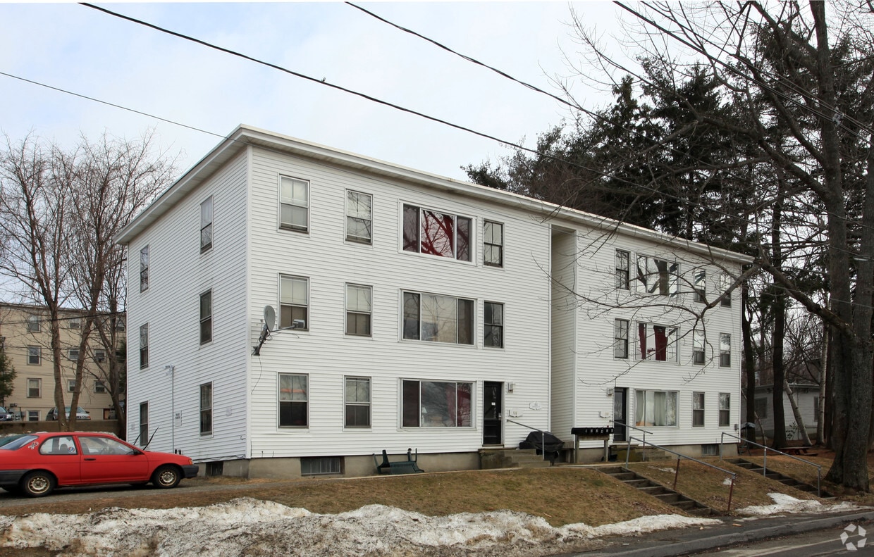 Primary Photo - 61 Middle St