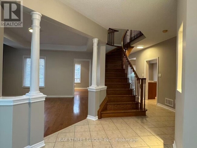 Building Photo - 79 Ian Dr