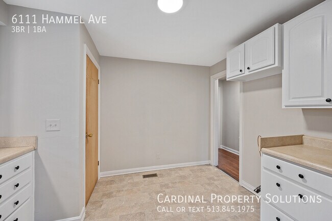Foto del edificio - Newly Renovated 3-bedroom - AVAILABLE NOW!