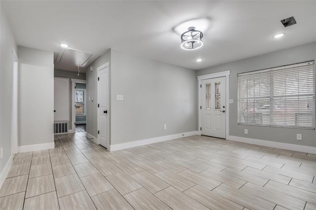 Building Photo - 1326 Johns Ave