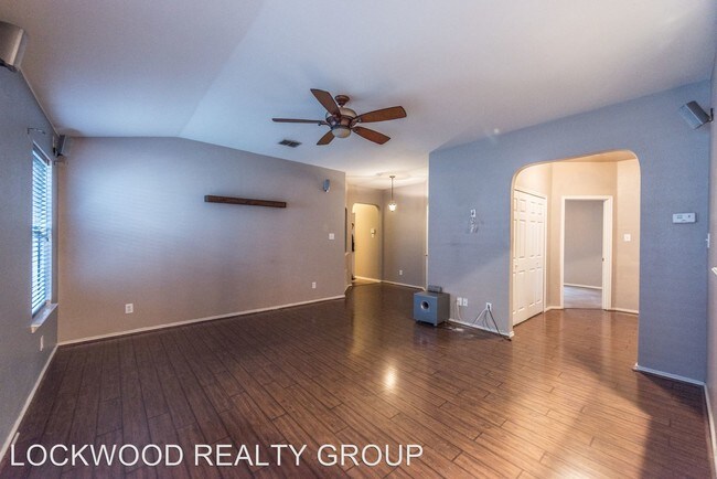Foto del edificio - 4 br, 2 bath House - 9614 CASPIAN FOREST