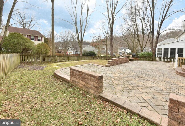 Foto del edificio - 273 Kings College Ct