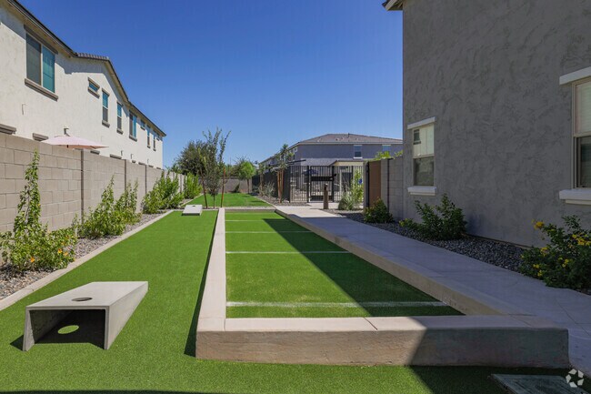 Bochas - Avalon Townhomes