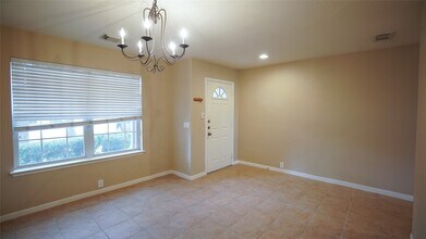 Building Photo - 16526 Bristle Creek Dr