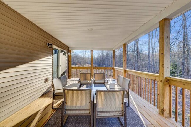 Foto del edificio - 1442 Arrowhead Dr