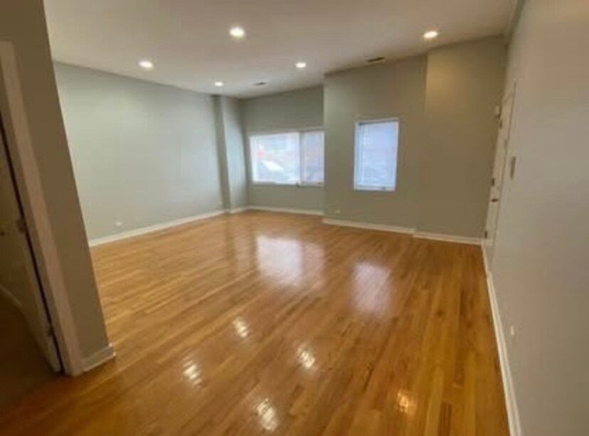 Foto principal - 44 N Paulina St