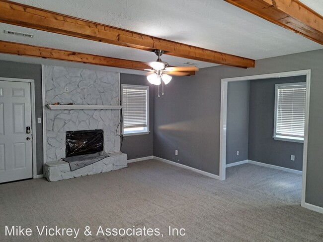 Building Photo - 3 br, 2.5 bath House - 2813 Butler Manor Dr