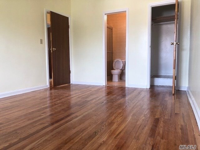 Building Photo - 146-45 58th Rd