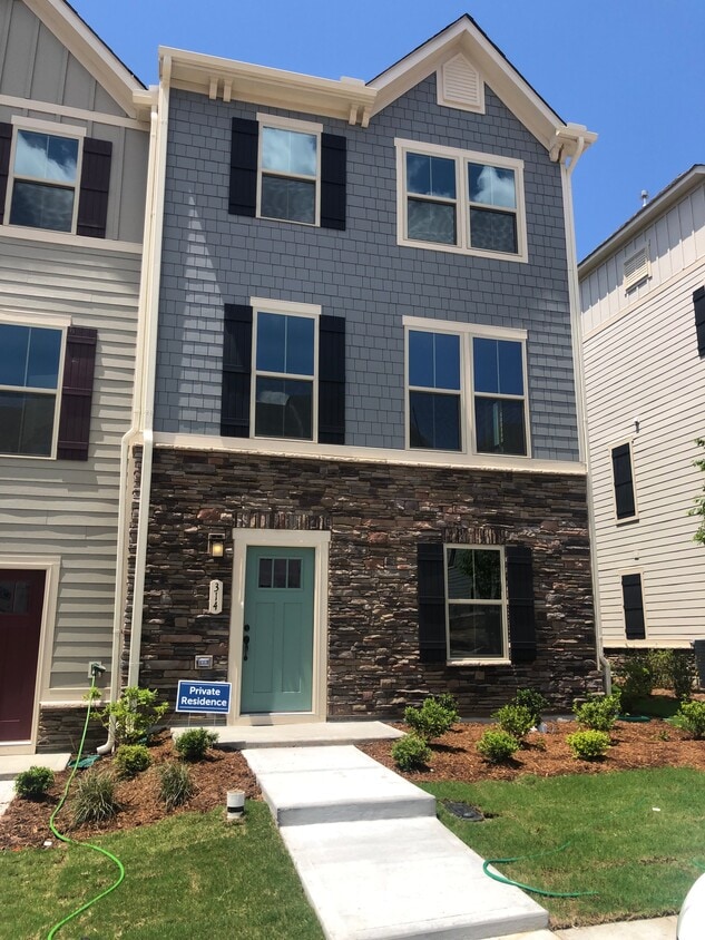 314 Poplar Leaf Way, Cary, NC 27519 Townhome Rentals in Cary NC
