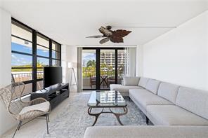 Building Photo - 260 Seaview Ct