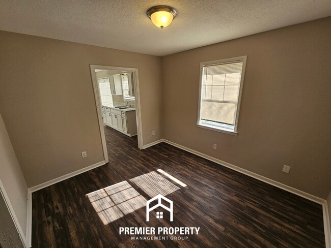 Foto del edificio - 3630 Tulip Tree Cove