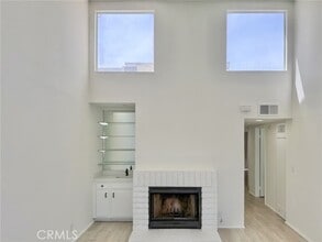 Building Photo - 14851 Mulberry Dr