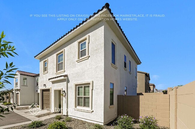 Building Photo - 18920 W Reade Ave