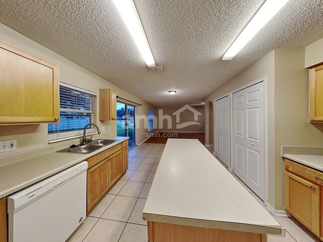 Foto del edificio - 930 Mayfair St