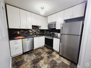Building Photo - 405 Willow Ct NW