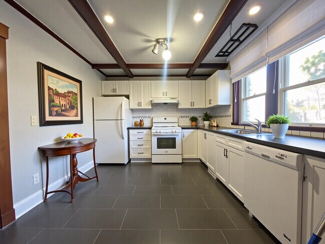 Photo du bâtiment - Stunning Garden Terrace Suite