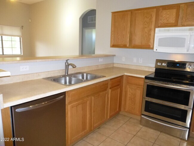 Foto del edificio - 2727 N Price Rd