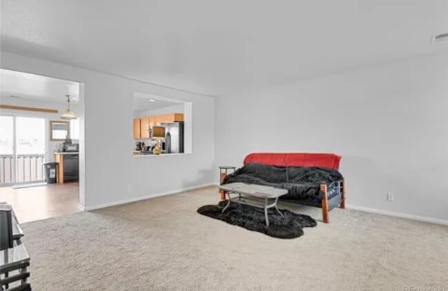 Building Photo - 2209 E 111th Dr