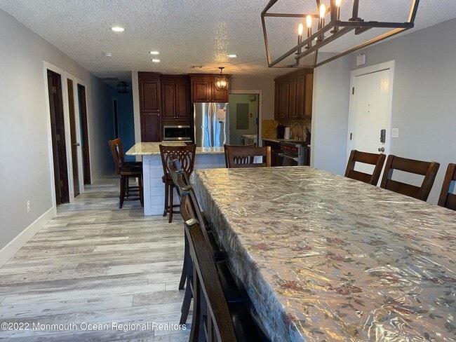 Building Photo - 65 Grand Central Ave