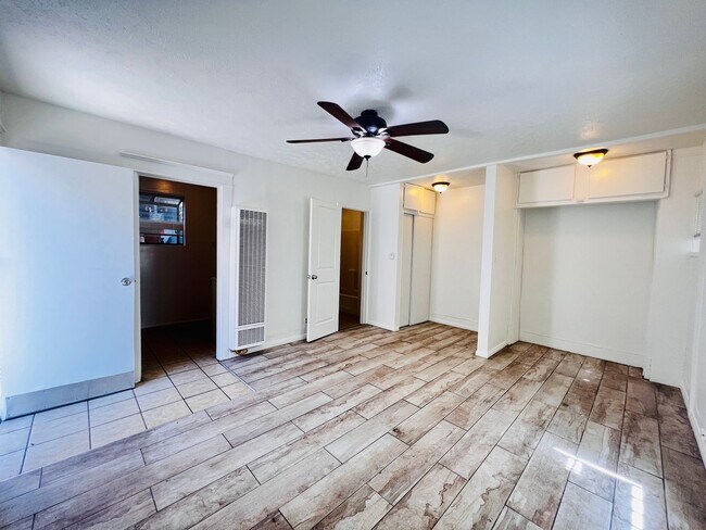Foto del edificio - 1138 1/2 E 1st Street