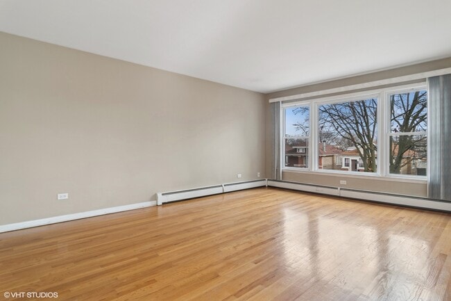 Foto del edificio - 1600 N 17th Ave