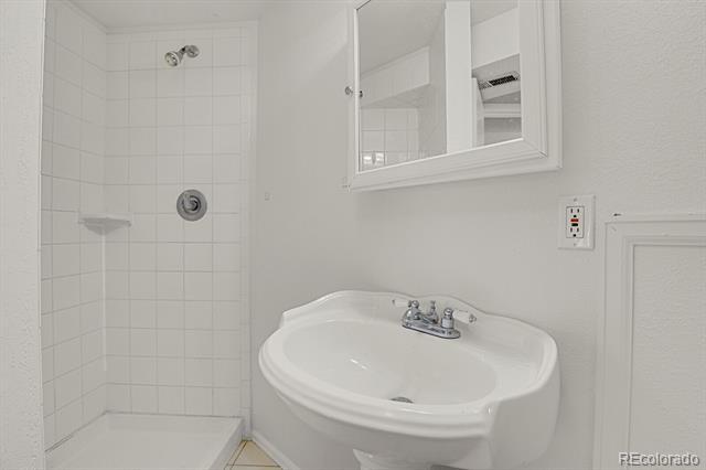 Building Photo - 4637 S Flanders Way