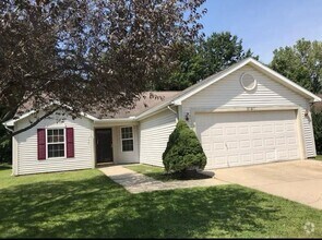Building Photo - 3140 Stratus Dr
