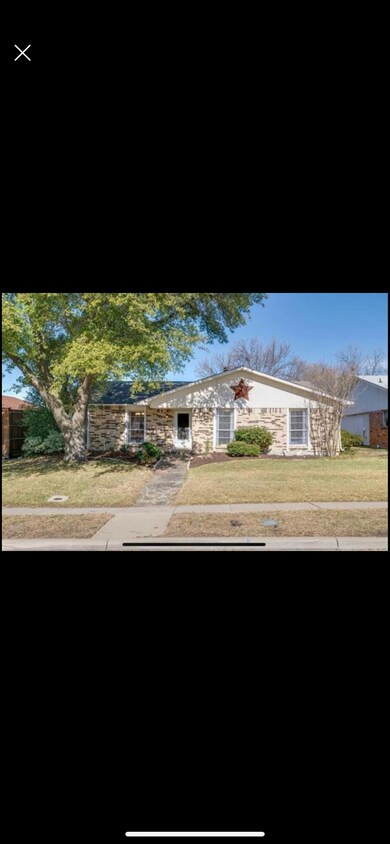 Building Photo - 3213 Kenwood Dr