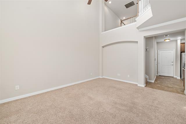 Foto del edificio - 6944 Carrington Ln