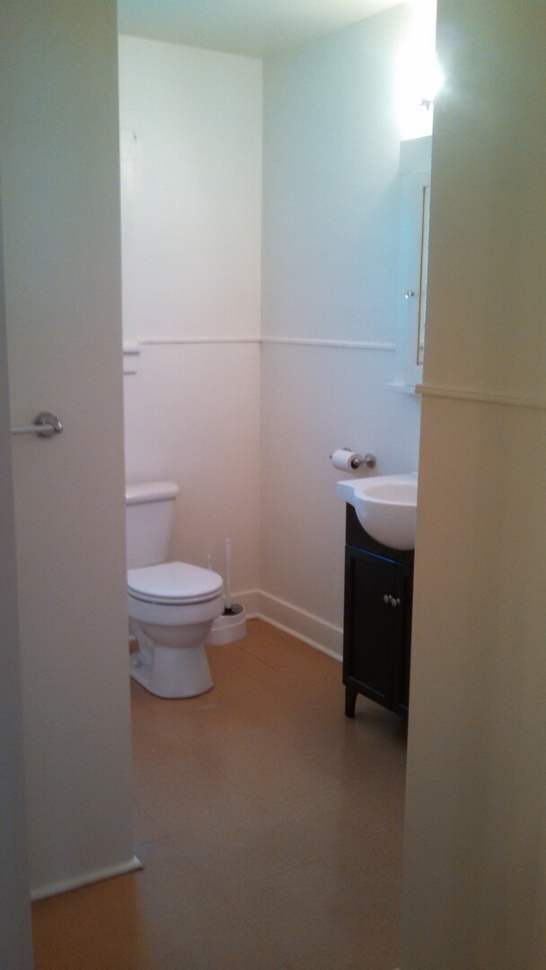 Building Photo - 3 bedroom + Den/Office 2 bath in the Country!