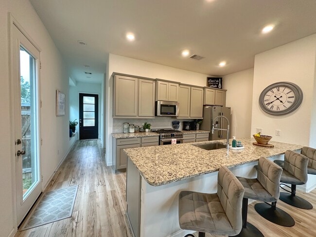 Building Photo - 523 Bristol Tide Ct