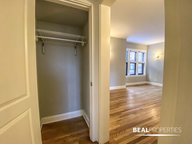 Foto del edificio - 4036 N Ashland Ave