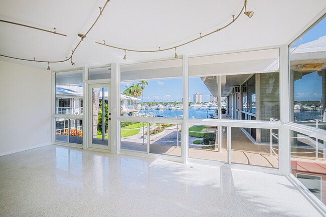 Million Dollar Views - 1124 Seminole Dr