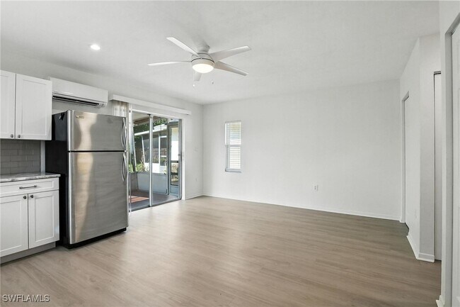 Building Photo - 3489 Quails Walk