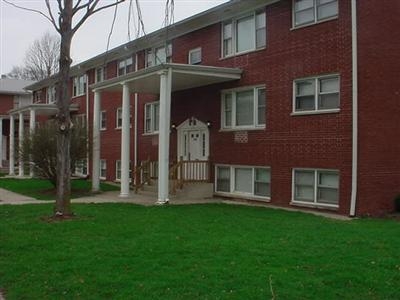 Foto del edificio - Colonial Court Apartments