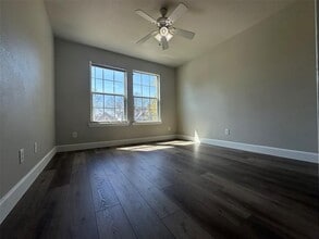 Building Photo - 615 N Cleveland Ave