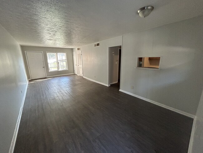 Foto del edificio - 3210 Tallywood Dr