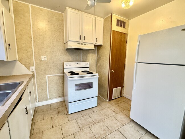 Foto del edificio - 709 11th Ave NW