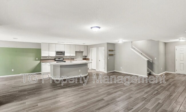 Foto del edificio - 2651 Firethorn Ave