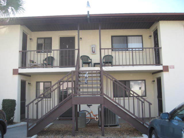 Building Photo - 401 Airport Ave E