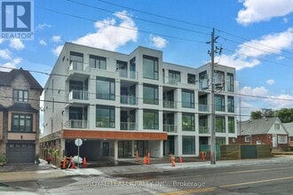Building Photo - 722-722 Marlee Ave