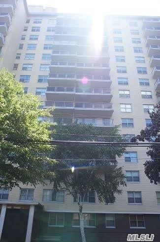 Building Photo - 175-20 Wexford Terrace