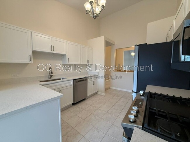 Building Photo - 110 Allerton Dr