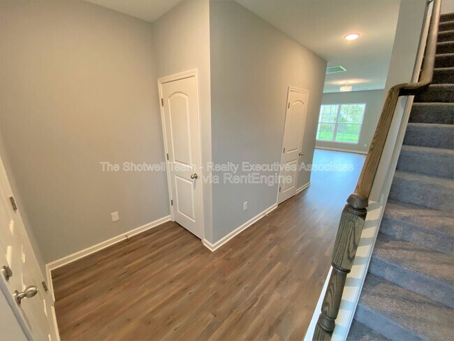 Foto del edificio - 7852 Beeler Farms Ln