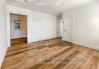 Building Photo - 1423 Harvard St