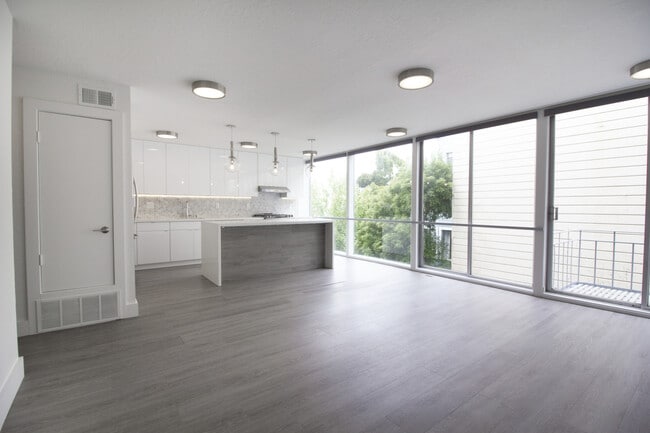 Foto del edificio - 2355 Scott St