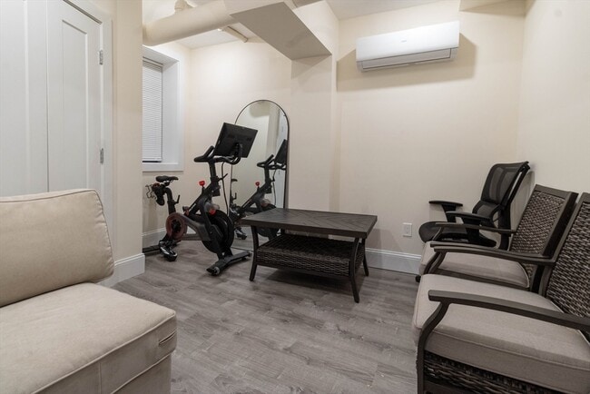 Building Photo - 24 Peterborough St