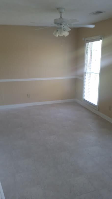 Building Photo - 3 Bedroom Ranch Home, Total Electric