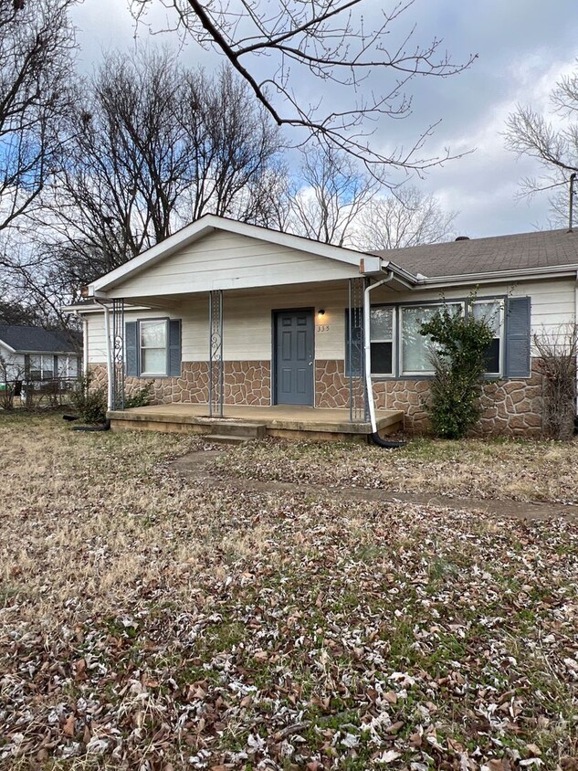 Foto principal - Three Bedroom Ranch with Fenced Yard in Ol...