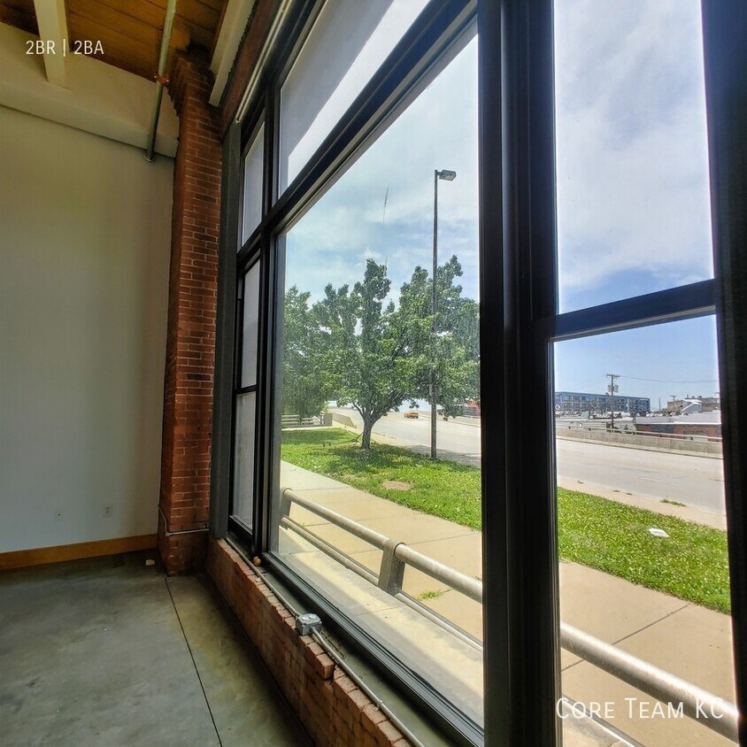 382 W 22nd St Unit 211, Kansas City, MO 64108 Room for Rent in Kansas City, MO